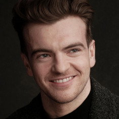 Jonno Davies