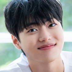Lee Sun